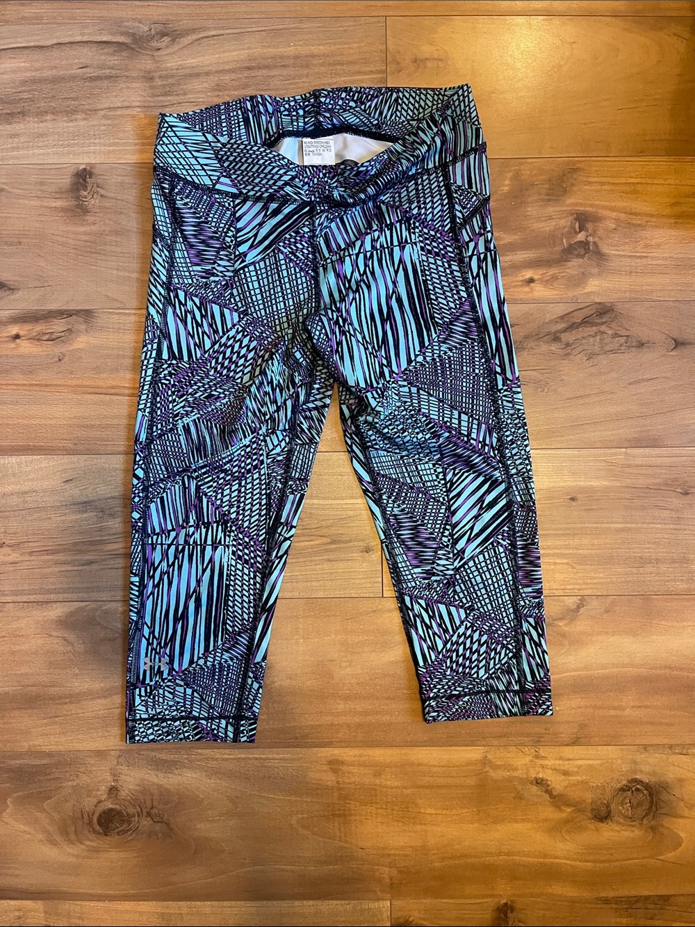 Under Armour Woman’s Geometric Capri Leggings